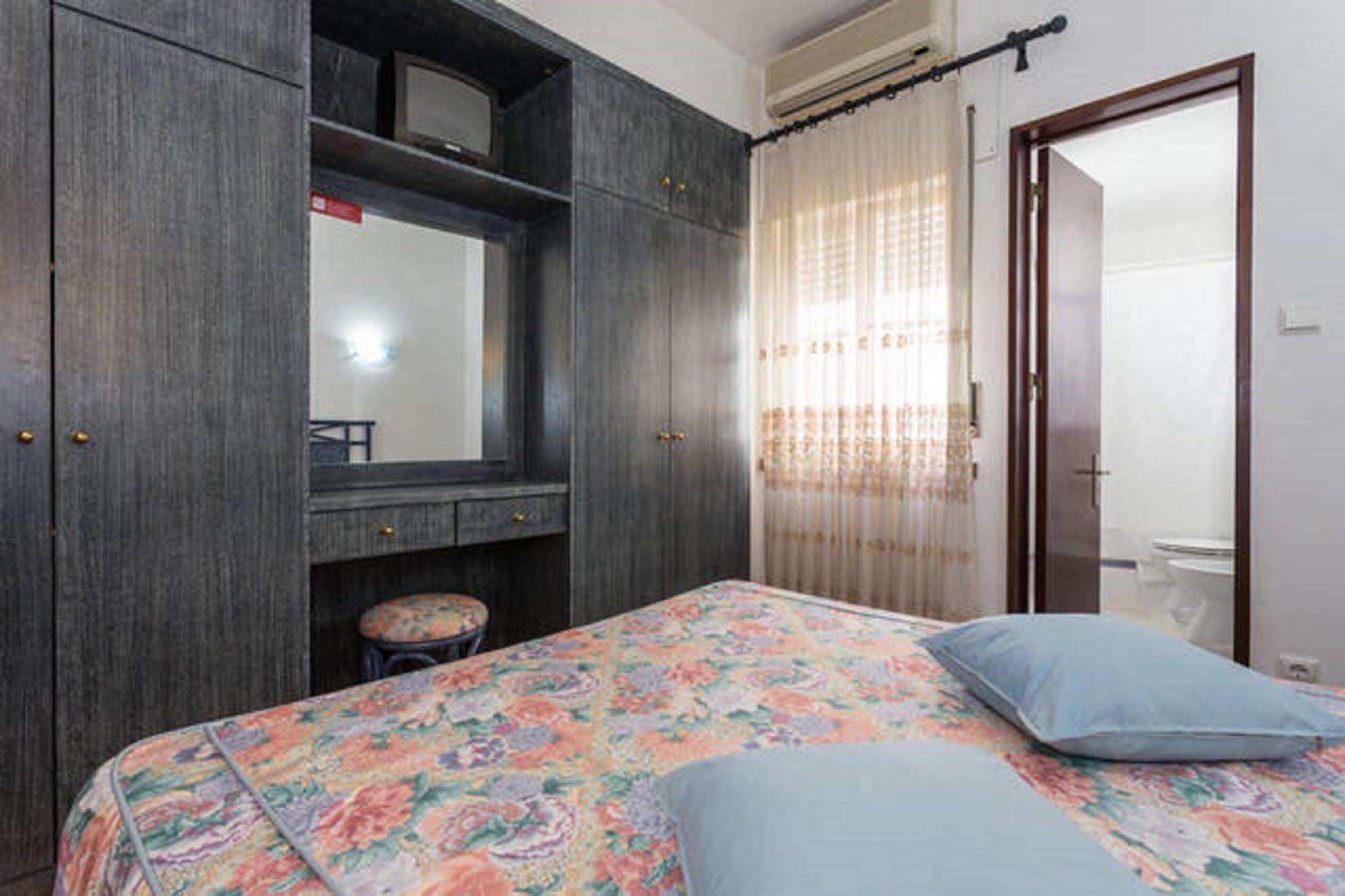 Residencial Miramar Hotel Quarteira Kültér fotó