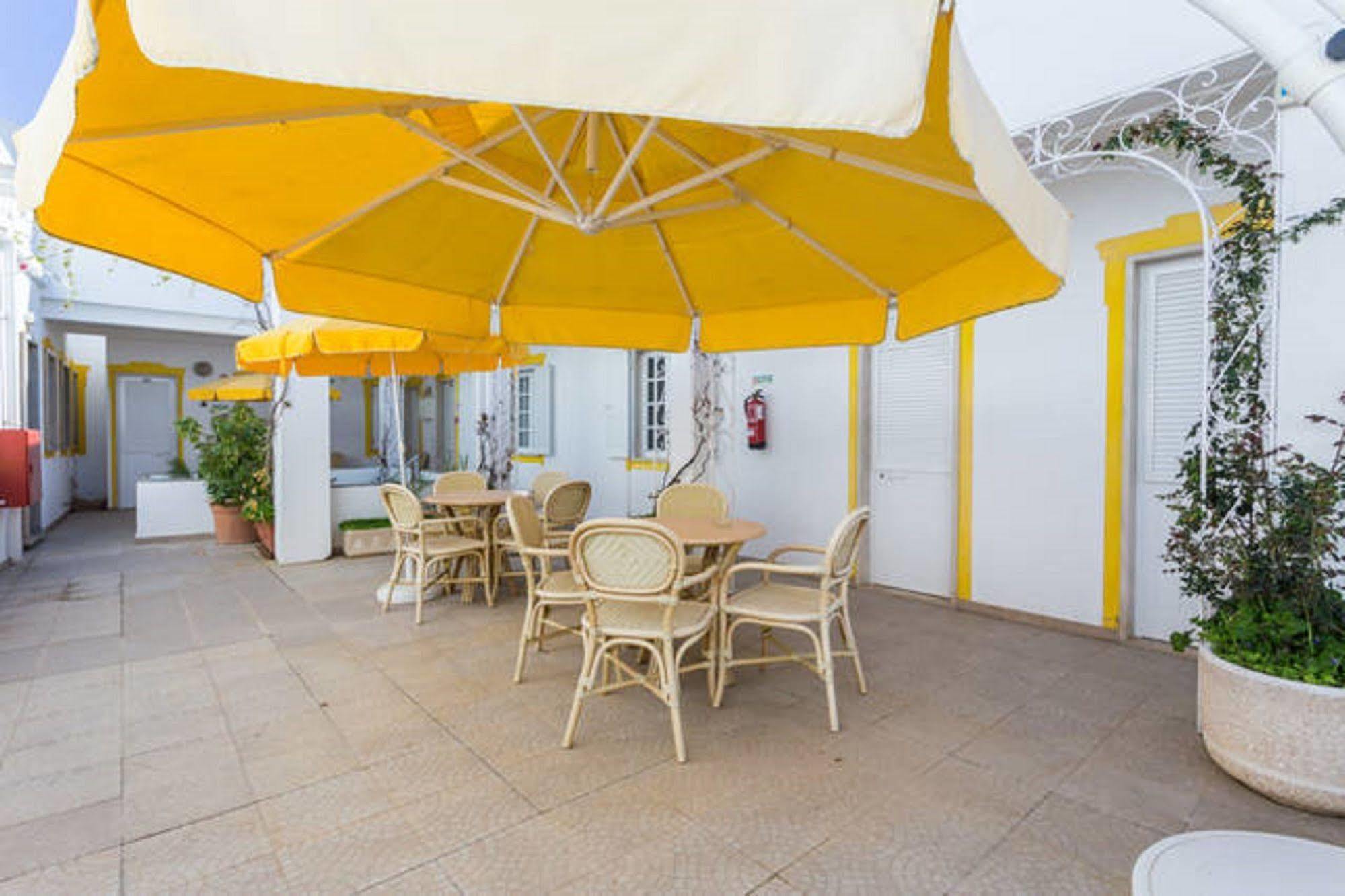 Residencial Miramar Hotel Quarteira Kültér fotó